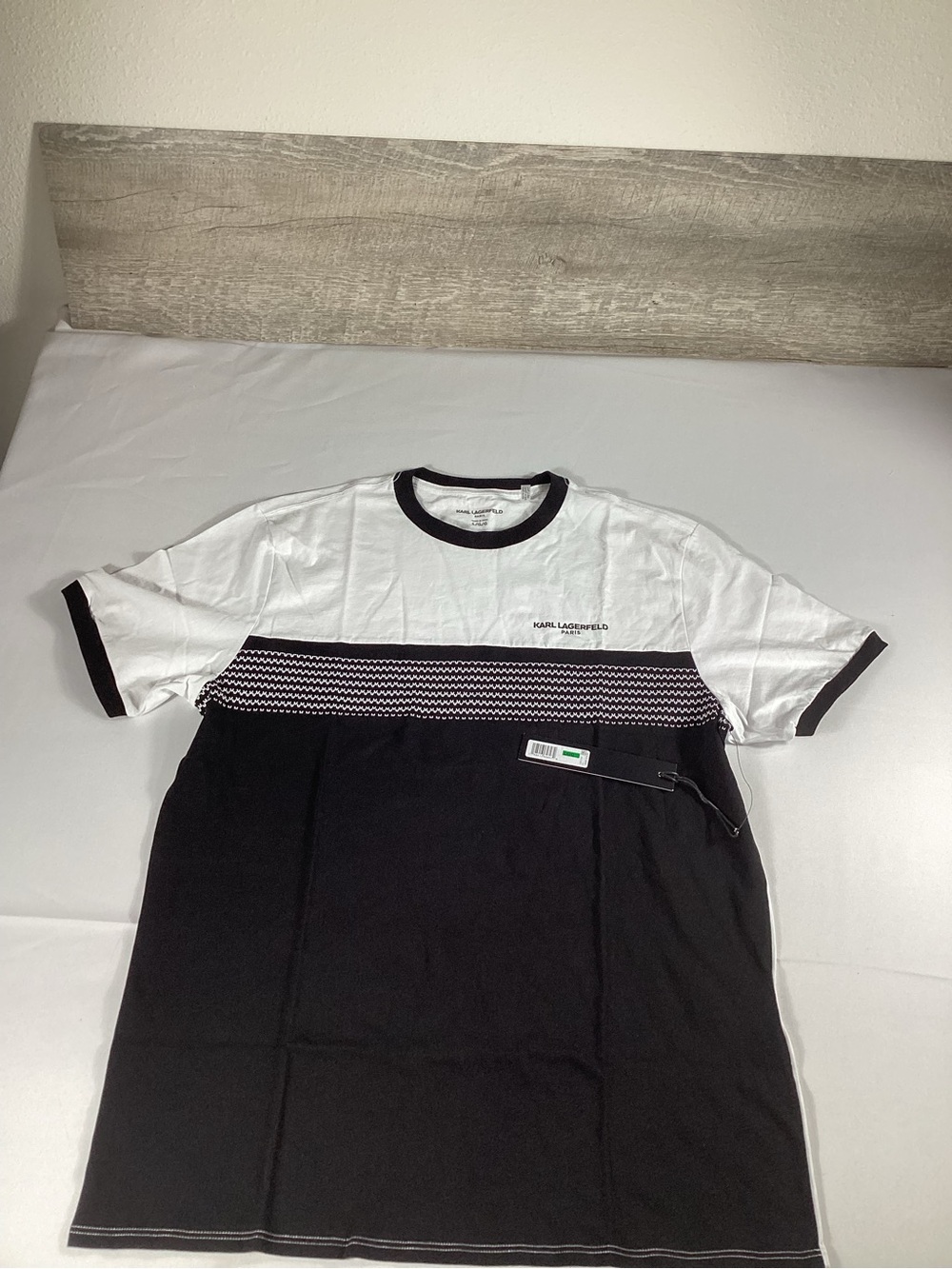 Karl Lagerfeld Paris Men’s Colorblock T-Shirt Large New 100% Cotton Designer